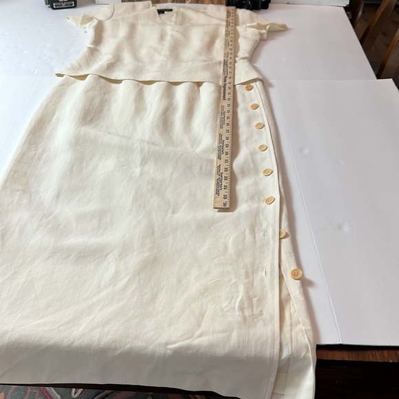 Jones New York Formal 72% silk , 28% linen cream maxi dress with button details - Picture 14 of 14